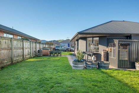 Photo of property in 1 White Hart Lane, Mosgiel, 9024