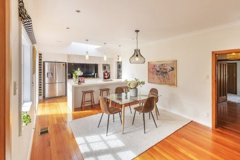 Photo of property in 96 Ranui Crescent, Khandallah, Wellington, 6035