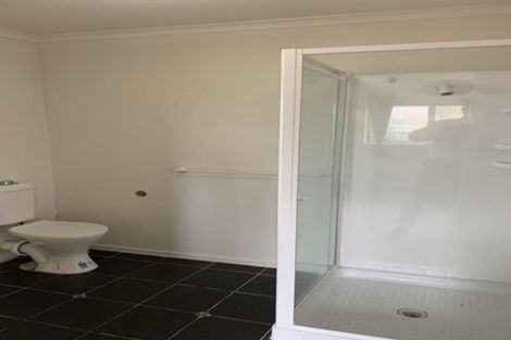 Photo of property in 16 Stephanie Close, Glenfield, Auckland, 0629