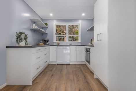 Photo of property in 71a Nimmo Avenue East, Waikanae, 5036