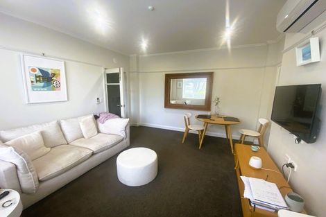 Photo of property in Fountain Court, 9/48 Oriental Parade, Oriental Bay, Wellington, 6011