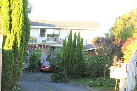 Photo of property in 2/1 Gull Lane, Mairangi Bay, Auckland, 0630