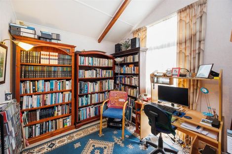 Photo of property in 14 Totara Street, Marton, 4710