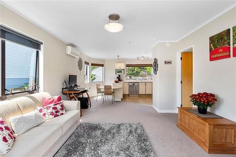Photo of property in 32b Sailmaker Close, Whitby, Porirua, 5024