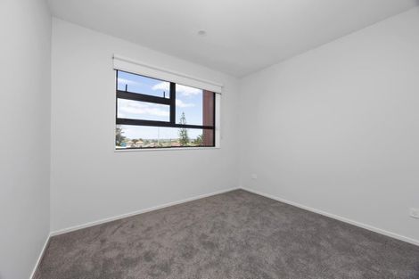 Photo of property in 3/3153 Great North Road, New Lynn, Auckland, 0600