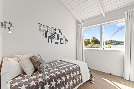 Photo of property in 465 Leigh Road, Whangateau, 0985