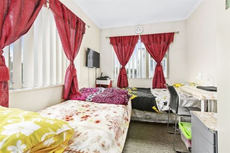 Photo of property in 45 Pooks Road, Ranui, Auckland, 0612