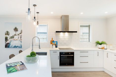Photo of property in 30 Freedom Drive, Kelvin Grove, Palmerston North, 4414