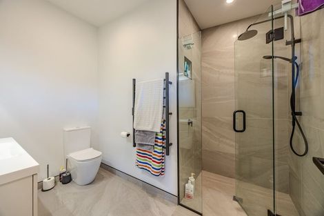 Photo of property in 2/19 Monteith Road, Albert Town, Wanaka, 9382