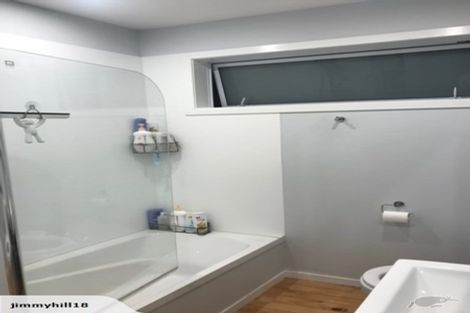Photo of property in 19f4 Byron Street, Miramar, Wellington, 6022