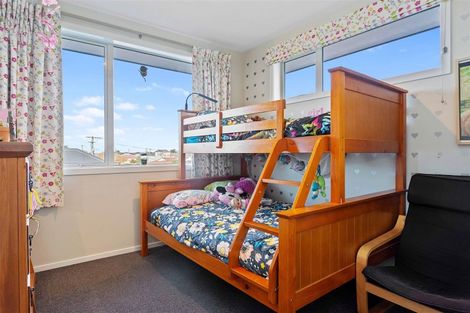 Photo of property in 172 Pacific Road, North New Brighton, Christchurch, 8083