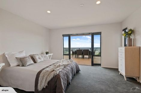 Photo of property in 272 Major Hornbrook Road, Mount Pleasant, Christchurch, 8081