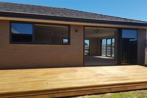 Photo of property in 18 Keene Drive, Bell Block, New Plymouth, 4312