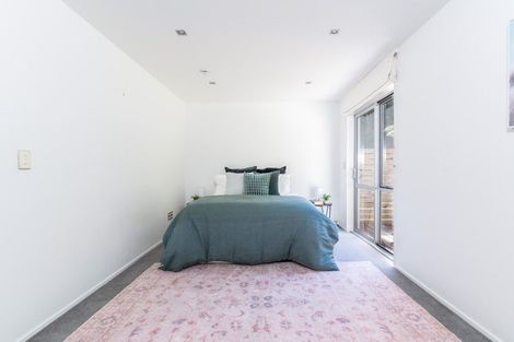 Photo of property in 10 Saddleback Grove, Karori, Wellington, 6012