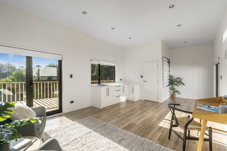 Photo of property in 115 Stanley Road, Glenfield, Auckland, 0629