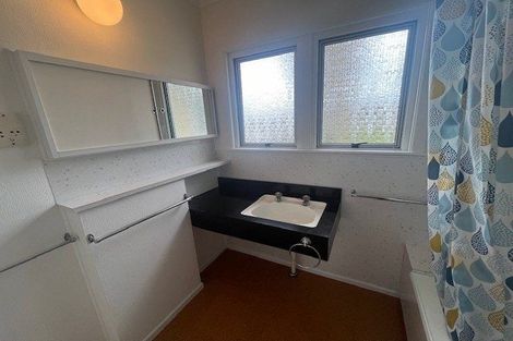 Photo of property in 63 Litten Road, Cockle Bay, Auckland, 2014