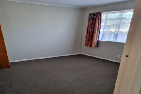 Photo of property in 11a Karamu Crescent, Wainuiomata, Lower Hutt, 5014