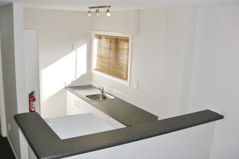 Photo of property in 1/9-11 Masterton Road, Rothesay Bay, Auckland, 0630