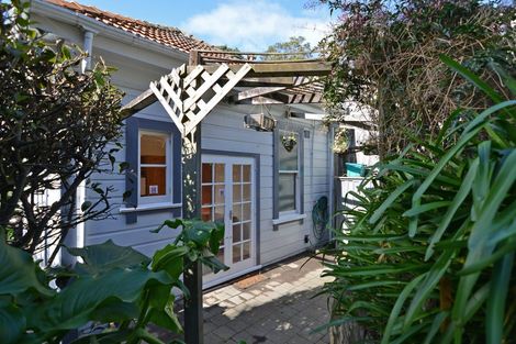 Photo of property in 20 Hinau Road, Hataitai, Wellington, 6021