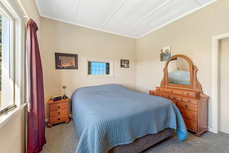 Photo of property in 153 Cornfoot Street, Castlecliff, Whanganui, 4501