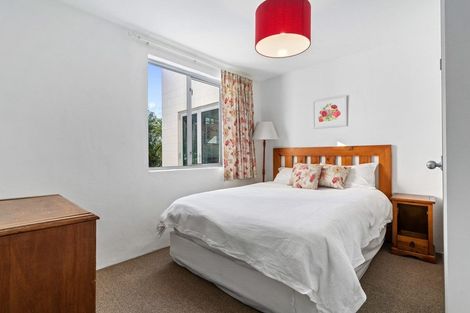 Photo of property in 17 Morrows Mead, Wanaka, 9305