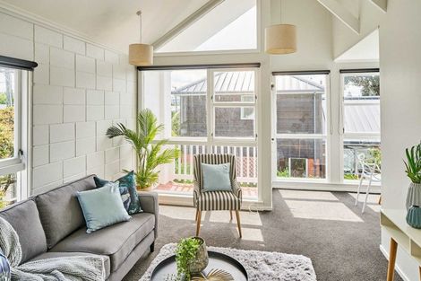 Photo of property in 5/3 Kowhai Street, Eastbourne, Lower Hutt, 5013