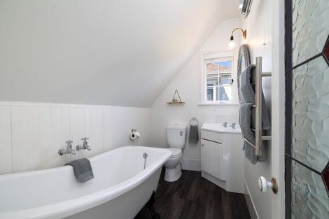 Photo of property in 121 Tasman Street, Nelson, 7010