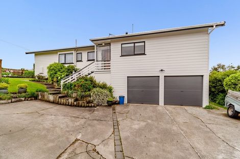 Photo of property in 10 Saint Marys Road, Waipukurau, 4200