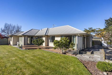 Photo of property in 2 Ascot Place, Rangiora, 7400