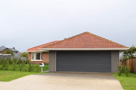 Photo of property in 8 Elliot Street, Howick, Auckland, 2014