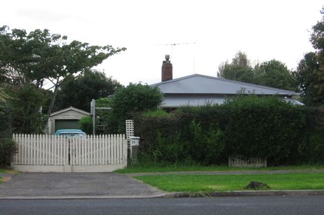 Photo of property in 35 Atkinson Avenue, Papatoetoe, Auckland, 2025