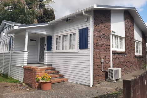Photo of property in 9 Titirangi Road, New Lynn, Auckland, 0600