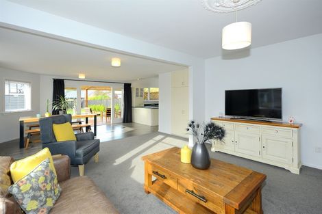 Photo of property in 38 Lindsay Street, St Albans, Christchurch, 8014