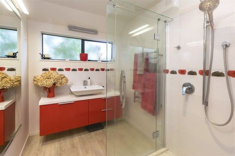 Photo of property in 204 Greers Road, Bryndwr, Christchurch, 8053