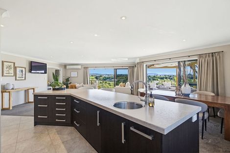 Photo of property in 64 Sereno Vista, Bellevue, Tauranga, 3110
