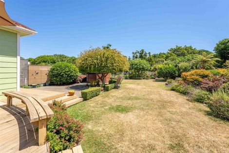 Photo of property in 121 Belvedere Avenue, Waikanae, 5036