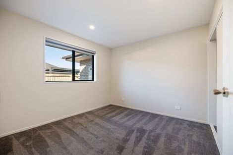 Photo of property in 7 Fountain Place, Rolleston, 7614