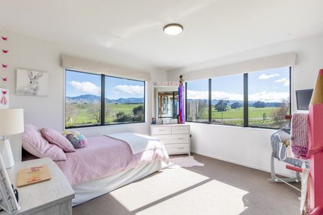 Photo of property in 14 Centre Road, Matamau, Dannevirke, 4977