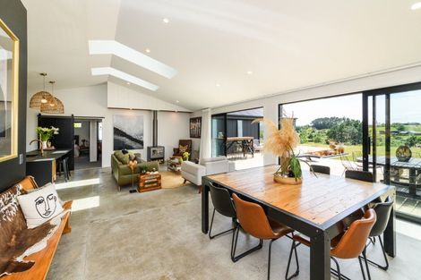 Photo of property in 114 Halcombe Road, Feilding, 4775