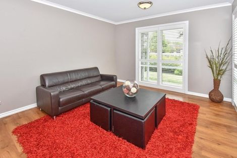 Photo of property in 9 Fountain Avenue, Karaka, Papakura, 2113