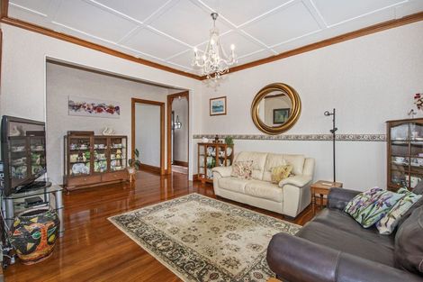 Photo of property in 37 Pahi Road, Paparoa, 0571