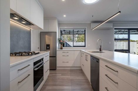 Photo of property in 33 Monarch Drive, Ashhurst, 4810