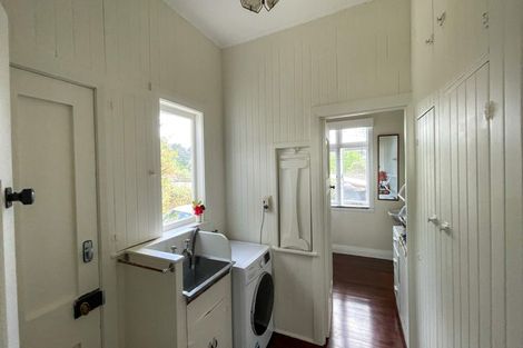 Photo of property in 87d Kaurilands Road, Titirangi, Auckland, 0604