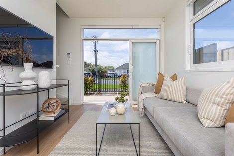 Photo of property in 588a Te Atatu Road, Te Atatu Peninsula, Auckland, 0610