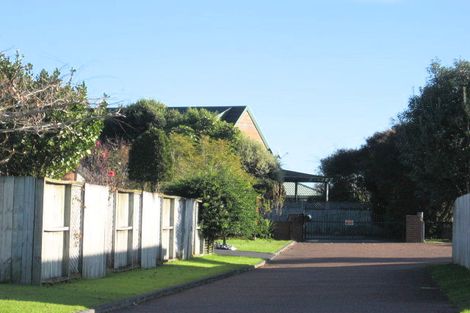Photo of property in 80 Tington Avenue, Wattle Downs, Auckland, 2103