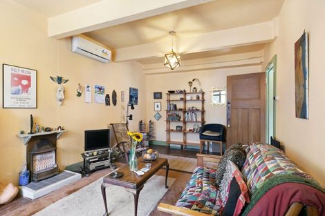 Photo of property in 16u3 Balfour Street, Mornington, Wellington, 6021
