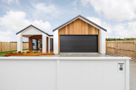 Photo of property in 20 Parkside Avenue, Maewa, Feilding, 4702