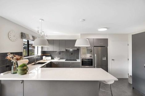 Photo of property in 8 Dulcie Place, Harewood, Christchurch, 8051