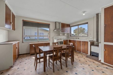 Photo of property in 4 Cabot Place, Flaxmere, Hastings, 4120