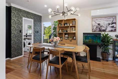 Photo of property in 11 Golf Road, Whitianga, 3591